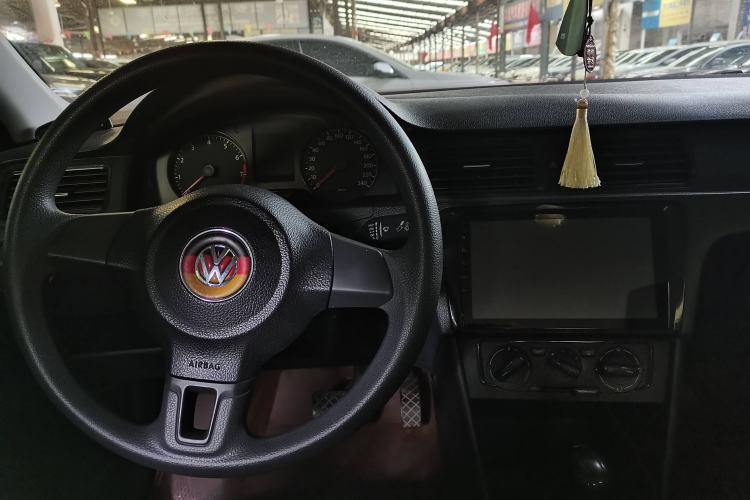 Used Volkswagen Santana 2016 1.6L Automatic Fashion Edition
