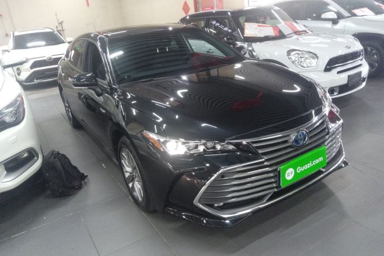 Used Toyota Avalon 2019 Dual-Engine 2.5L Luxury Edition China VI Standard Front Right 45 Deg