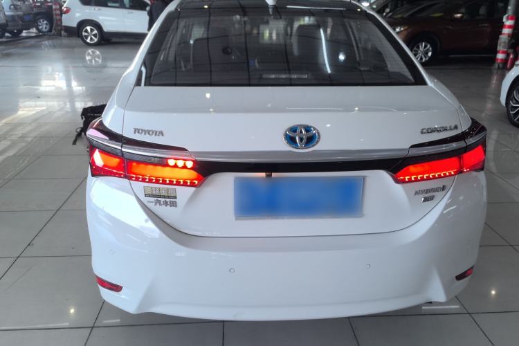 Used Toyota Corolla 2017 Revised Dual-Engine 1.8L E-CVT Elite Edition