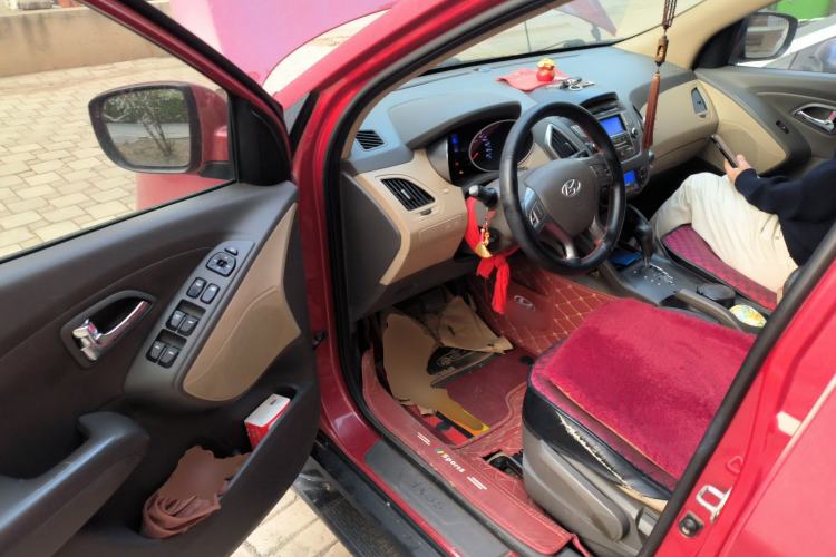 Used Hyundai ix35 2010 2.0L Automatic Two-Wheel Drive Elite Edition GLS