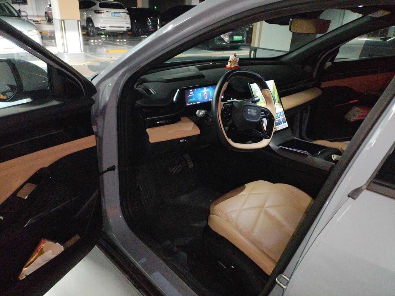 Geely Galaxy L6 2024 125km PLUS Dragon Edition — снимка 13