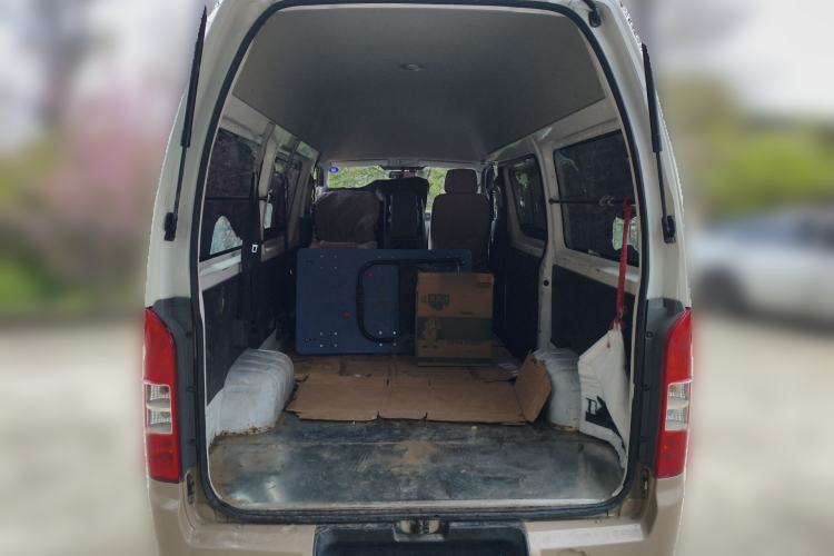 Used Foton Scenic G7 2017 2.0L Short-Wheelbase Commercial Van High Roof 6-Seater 4Q20M