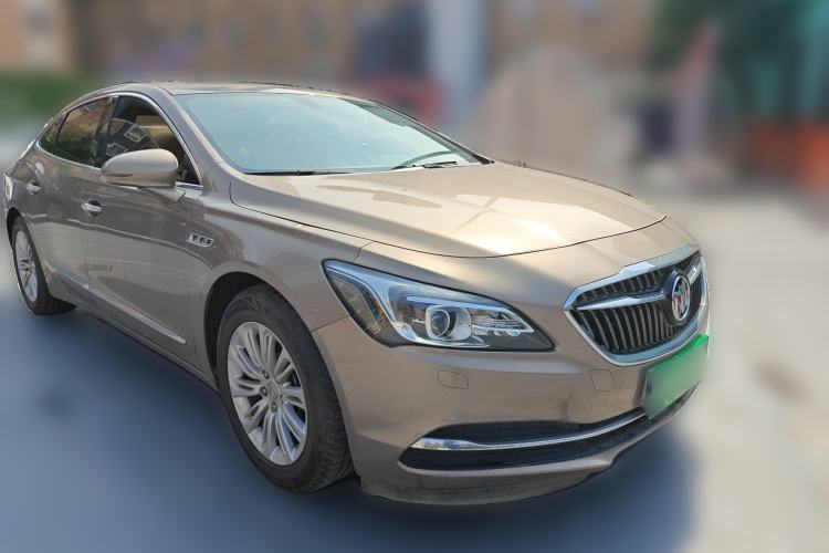 Used Buick LaCrosse 2016 20T Elite Edition Front Right 45 Deg