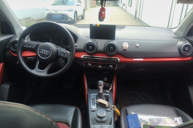 Used Audi Q2L 2018 35 TFSI Fashion Dynamic Version China VI Emission Standard
