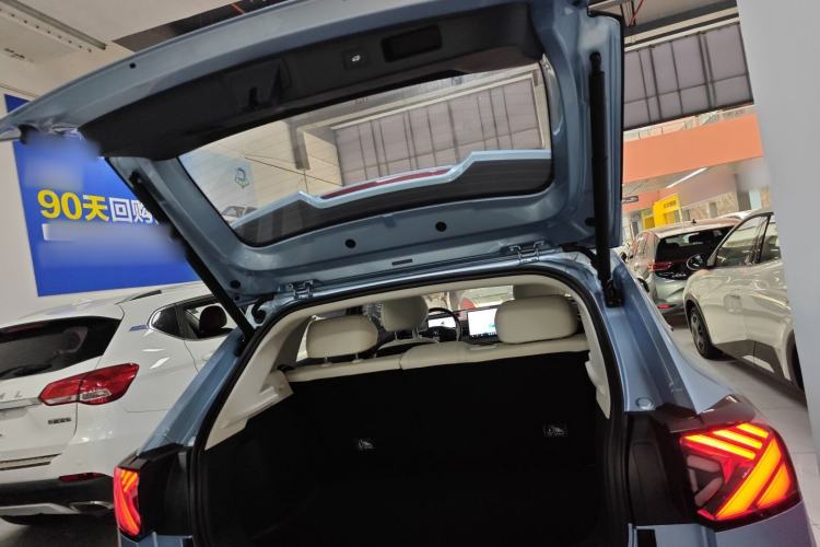 Used ARCFOX T1 2025 Model 425 PLUS
