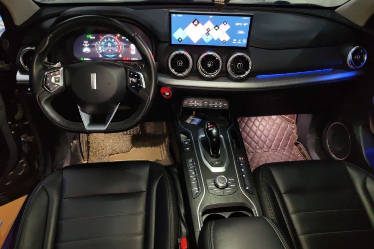 Used Wey VV5 2020 1.5T Two-Wheel Drive Smart Pioneer Center Console