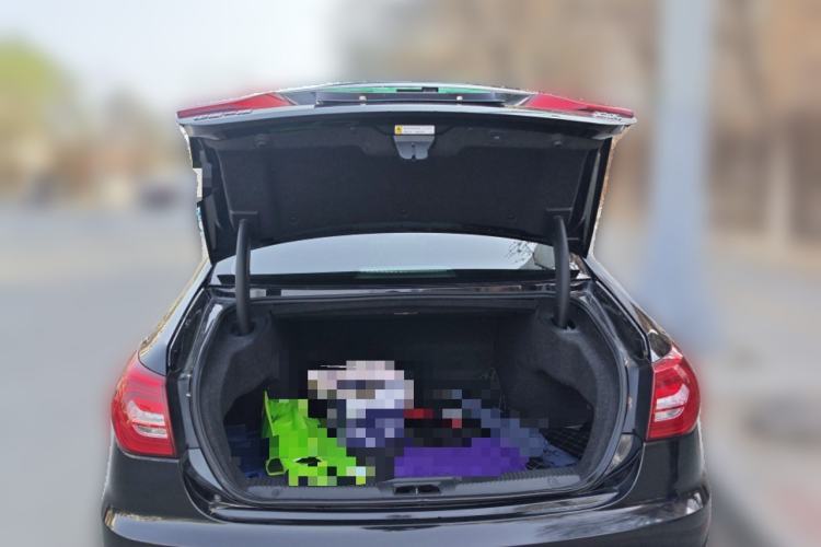 Used Hongqi H7 2021 1.8T Executive Edition Trunk