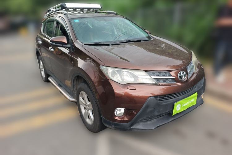 Used Toyota RAV4 2013 2.5L Automatic 4x4 Elite Edition Front Right 45 Deg