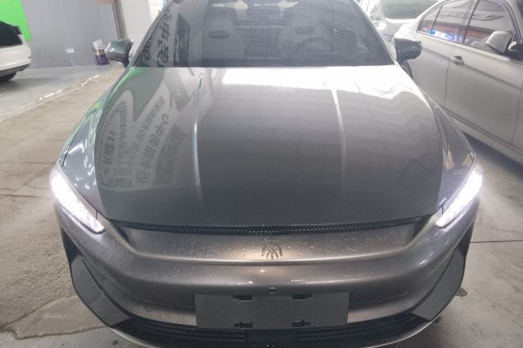 Used BYD Qin PLUS 2024 Honor Edition EV 510KM Beyond Model
