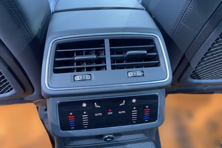 Used Audi A7 2024 45 TFSI Prestige Edition
