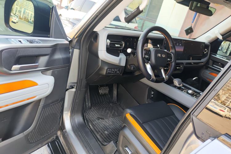 Used BAIC Off-Road BJ40 Electric Drive 2025 Standard Edition Driver Seat