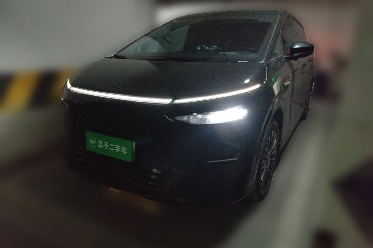 Used XPeng X9 2024 610 Long-Range Pro
