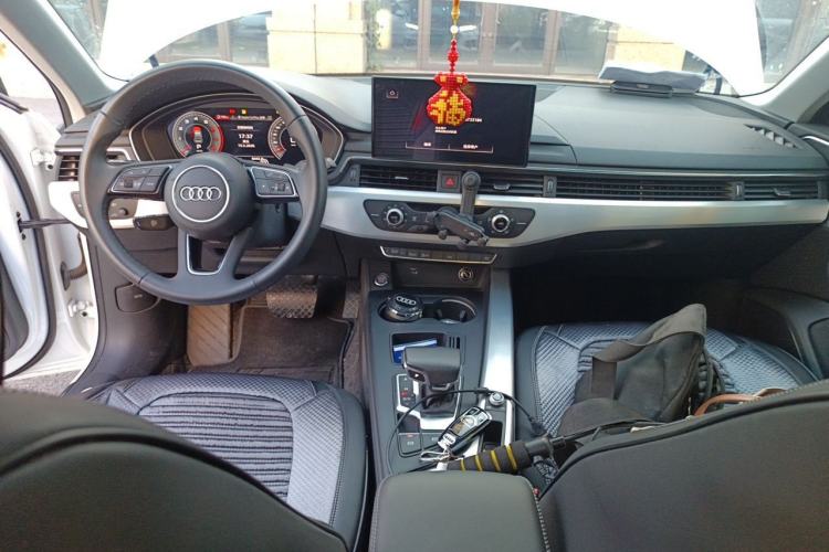 Used Audi A4L 2024 40 TFSI Fashion Dynamic Model
