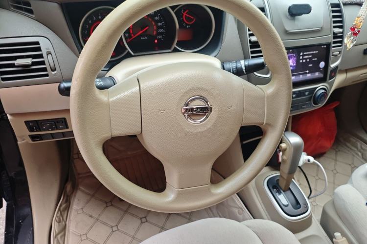 Used Nissan Sylphy 2016 Classic 1.6XE Automatic Comfort Edition Steering Wheel