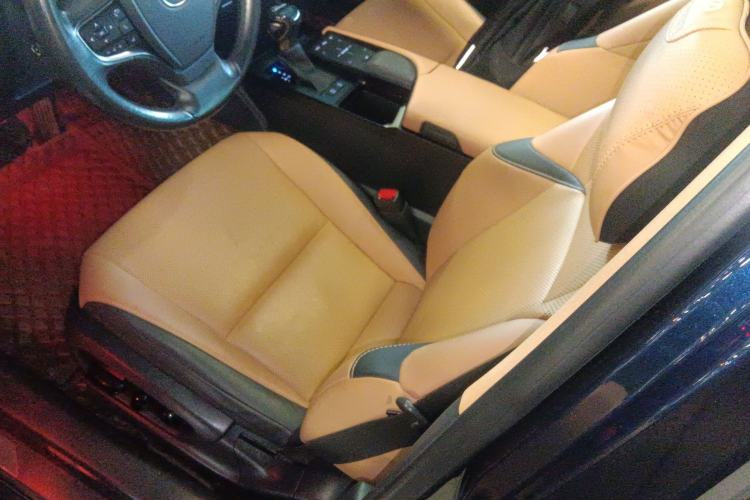 Used Lexus ES 2021 200 Excellence Edition