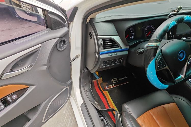 Used BYD Qin New Energy 2017 Qin 1.5T 100 Driver Seat