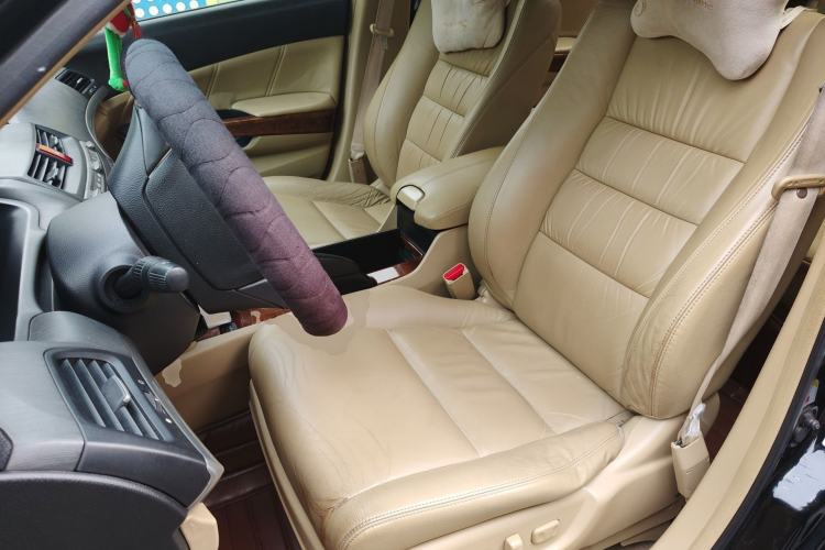 Used Honda Accord 2011 2.4L LX Left Front Seat