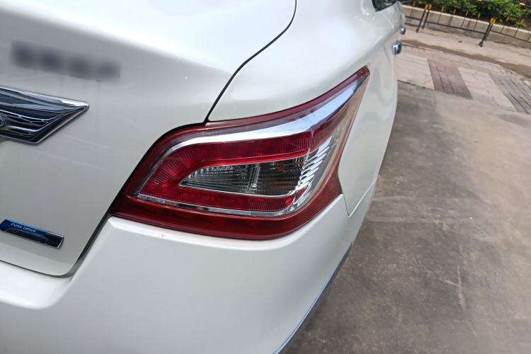 Used Nissan Teana 2013 2.0L XL Comfort Edition Right Rear Taillight