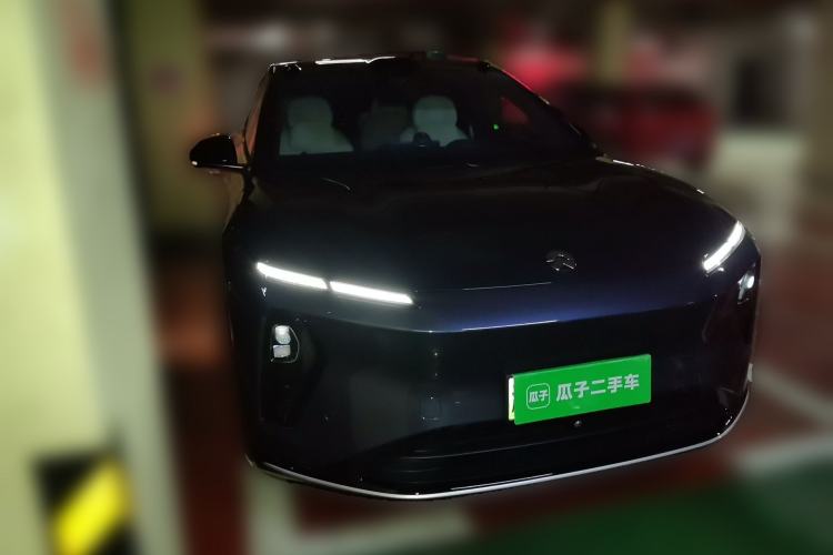 Used Nio ET9 2025 100kWh First-Edition Limited Edition Front Right 45 Deg