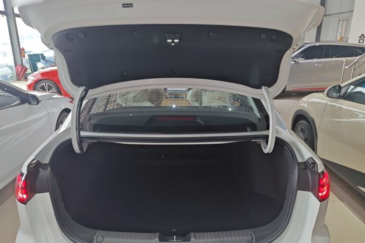 Used Geely Galaxy Stellar 6 2026 Model 125km Exploration+ Edition Trunk