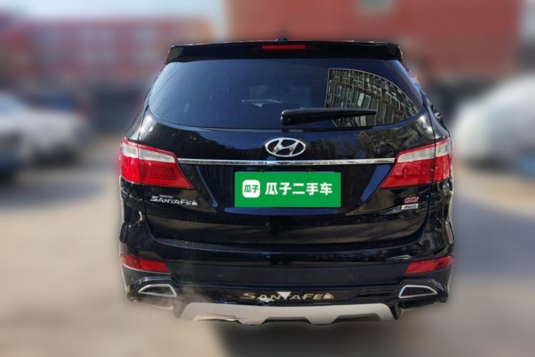 Used Hyundai Grand SantaFe 2013 3.0L 7-Seater Four-Wheel-Drive Comfort Edition Rear