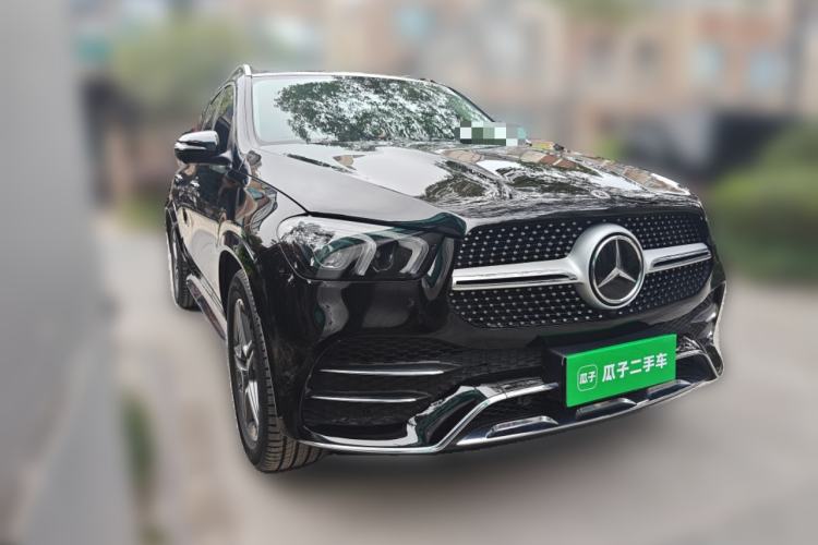 Used Mercedes-Benz GLE 2021 GLE 450 4MATIC Luxury Model Front Right 45 Deg