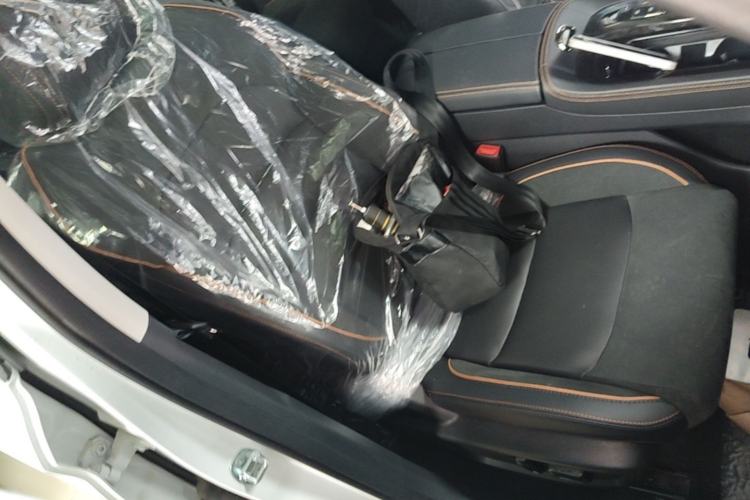 Used Skyworth HT-i 2022 1.5L PHEV 115KM Smart Drive Edition
