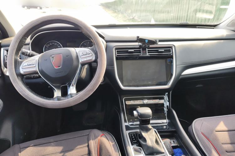 Used Roewe RX8 2019 30T Two-Wheel Drive Supreme Flagship Edition
