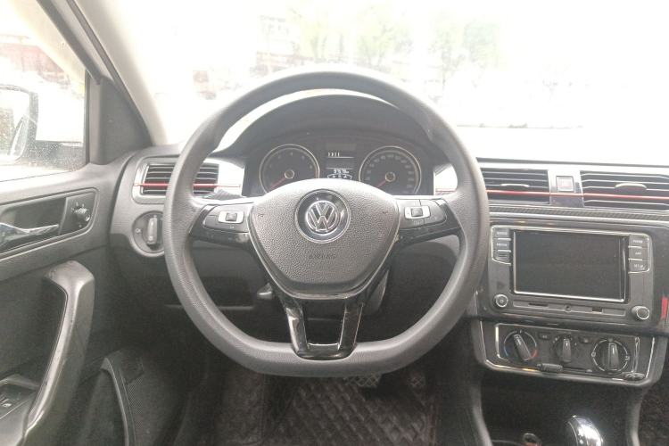 Used Volkswagen Santana 2017 Haval H9 1.6L Automatic Comfort Edition Steering Wheel