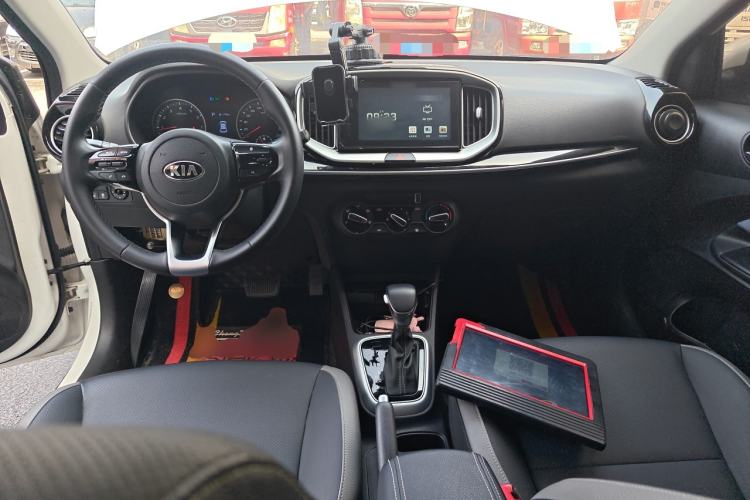 Used Kia kx1 Stonic 2021 1.4L CVT Fun Edition Center Console