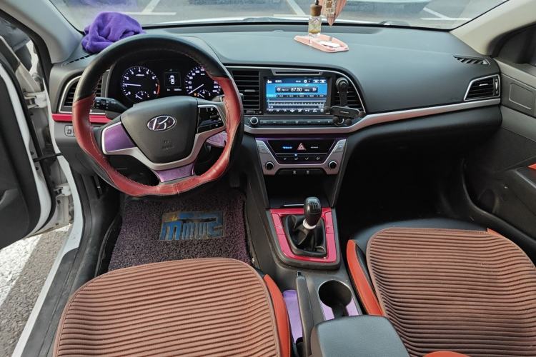 Used Hyundai Elantra (6th Generation / Lingdong) 2016 1.6L Manual ZhiXuan·Youth Edition
