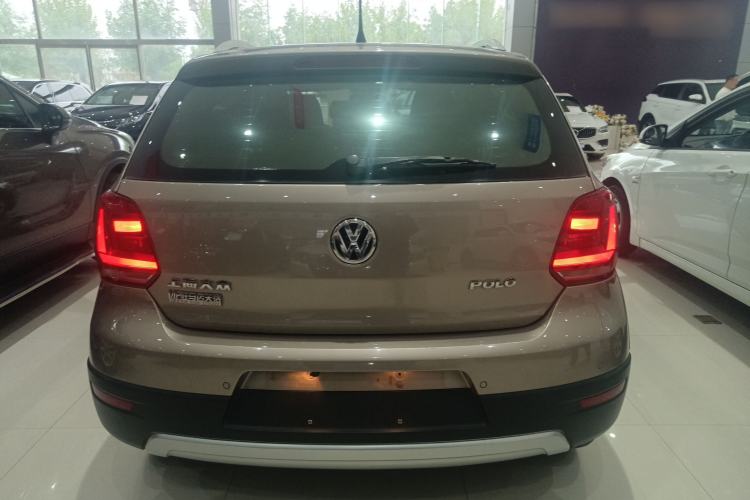 Used Volkswagen Polo 2014 1.6L Cross Polo Automatic