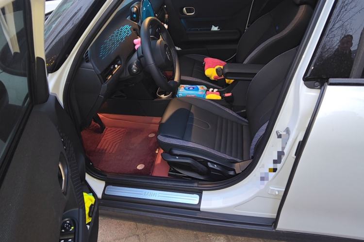 Used MINI MINI 2025 1.5T COOPER Classic Edition Five-Door Version