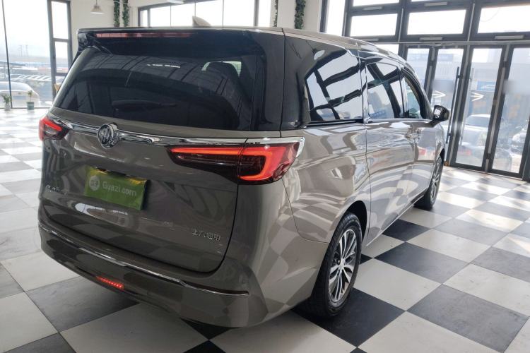 Used Buick GL8 2022 ES Landtrek 653T Luxury Edition
