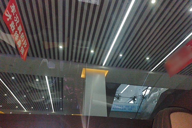 Used Tesla Model Y L 2025 Model Long-Range All-Wheel-Drive Version