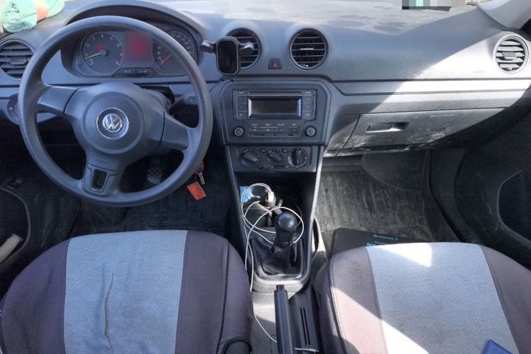 Used Volkswagen Jetta 2015 Value Edition 1.6L Manual Fashionable Style
