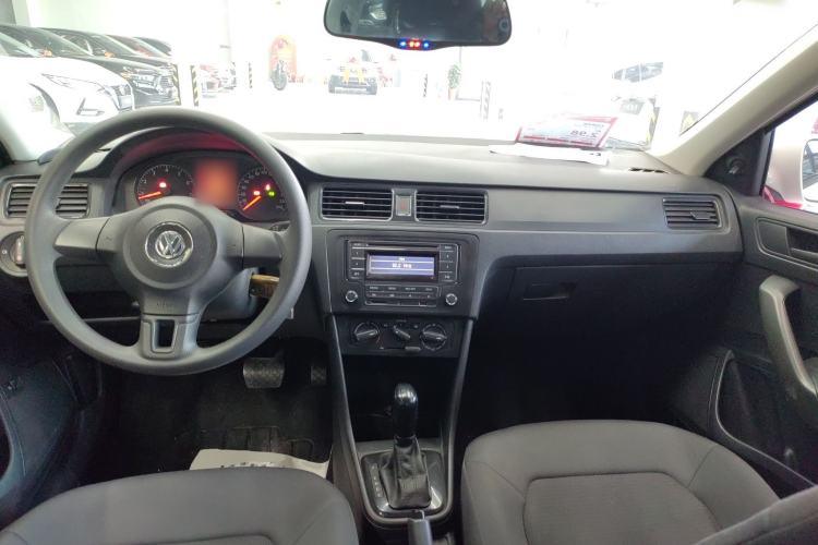 Used Volkswagen Santana 2015 1.6L Automatic Fashion Edition
