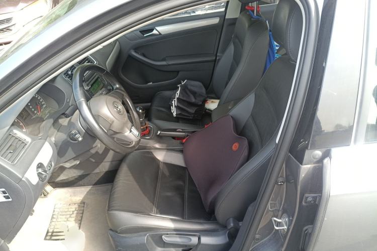 Used Volkswagen Sagitar 2014 Revised Version 1.6L Manual Comfort Edition Left Front Seat