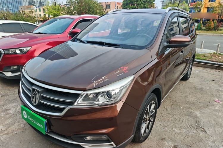 Used Baojun 730 2019 1.5L Manual Fashion Model 7-seater China VI