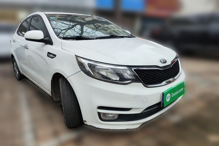 Used Kia K2 2015 Sedan 1.4L MT GLS Front Right 45 Deg