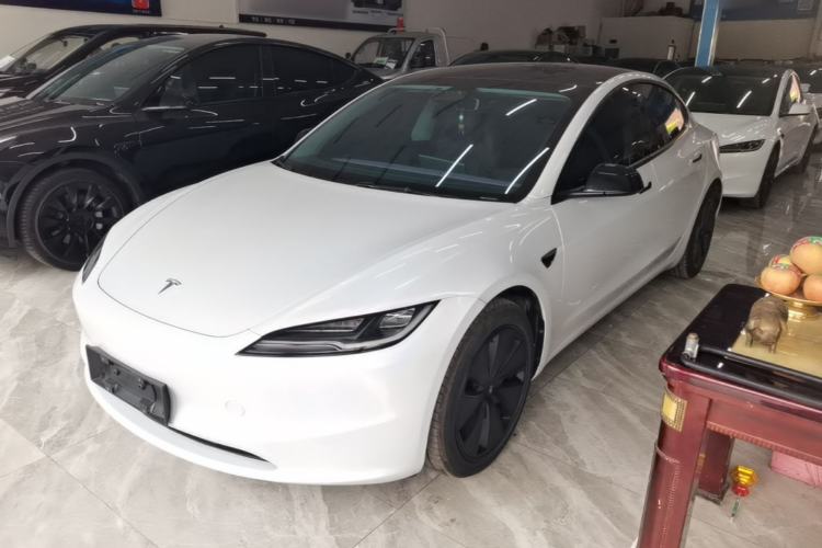 Used Tesla Model 3 2025 Rear-Wheel-Drive Version