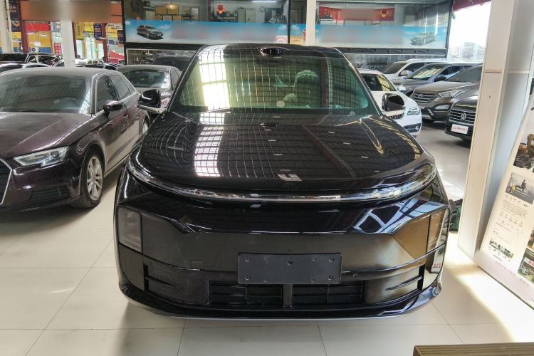 Used Li Auto L6 2025 Pro Smart Refresh Edition Front