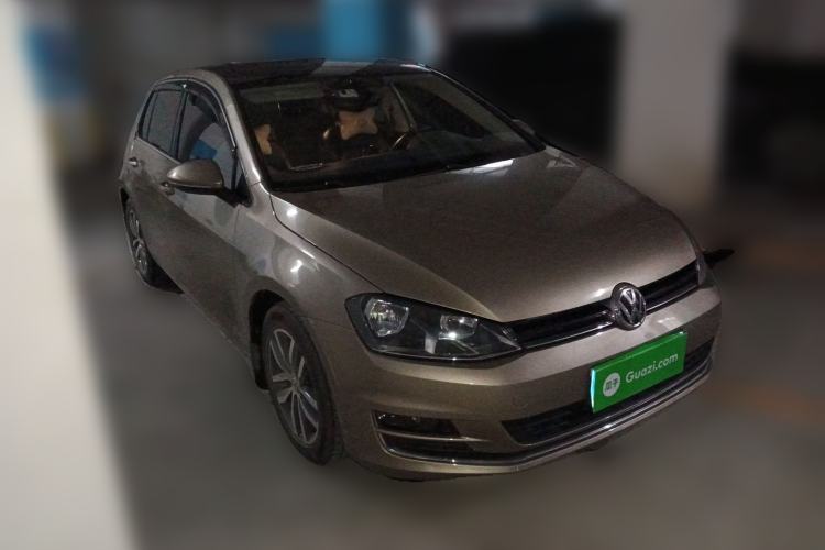 Used Volkswagen Golf 2016 230TSI Automatic Luxury Version
