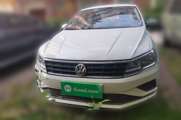 Used Volkswagen Jetta 2017 1.4L Manual Fashion Edition
