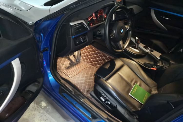 Used BMW 3 Series GT 2016 320i Design Package Edition Driver Seat