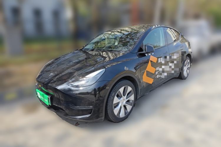 Used Tesla Model Y 2022 Long-Range All-Wheel-Drive Version