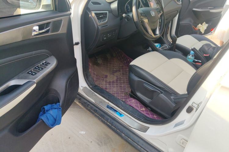 Used CHANGAN CS35 2017 1.6L Manual Luxury Model Driver Seat