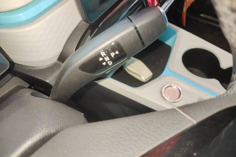 Used SOL E10X 2021 302 km Range Luxury Version 31.4 kWh