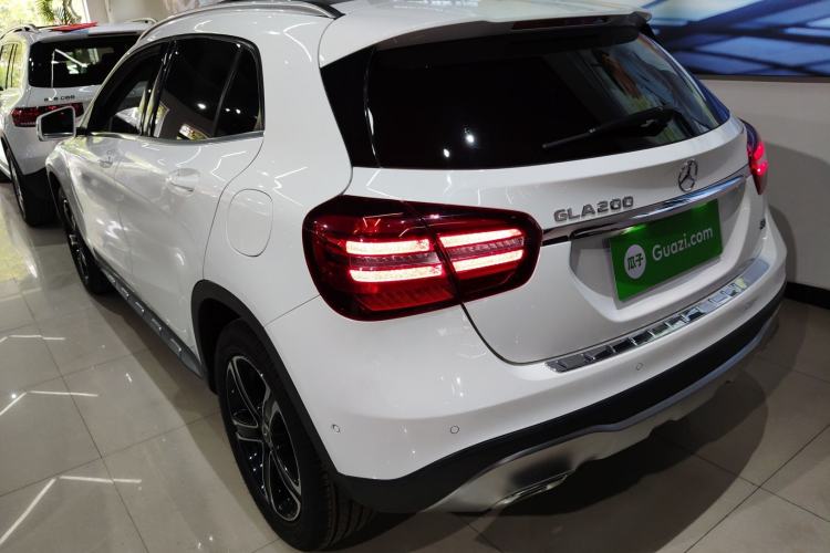 Used Mercedes-Benz GLA 2018 GLA 200 Fashion Model Rear Left 45 Deg