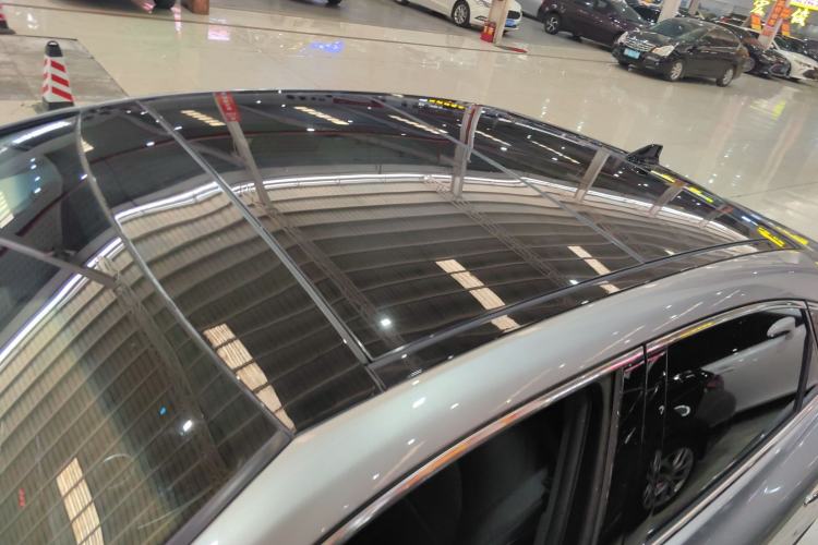 Used Toyota Avalon 2019 Dual-Engine 2.5L XLE Prestige Version China VI Standard